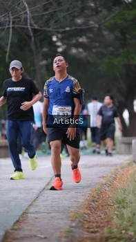 Runner Photo 4322862