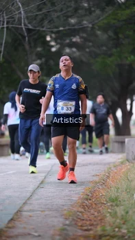 Runner Photo 4322866