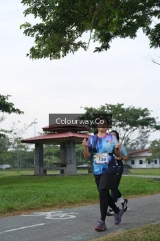 Runner Photo 4322876