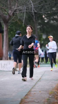 Runner Photo 4322885