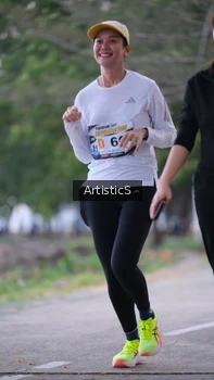 Runner Photo 4322899