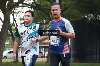 Runner Photo 4322914