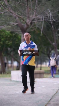 Runner Photo 4322943