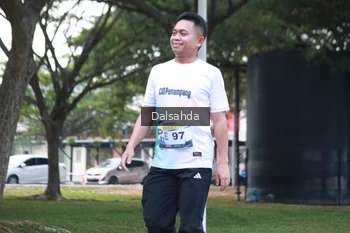 Runner Photo 4322999
