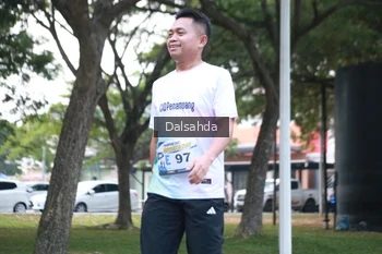 Runner Photo 4323000