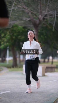Runner Photo 4323014