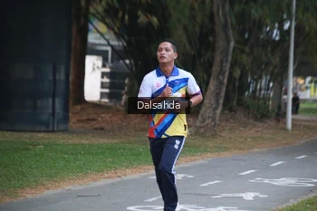 Runner Photo 4323035