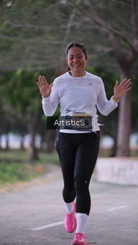 Runner Photo 4323045