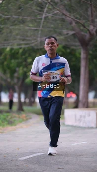 Runner Photo 4323055