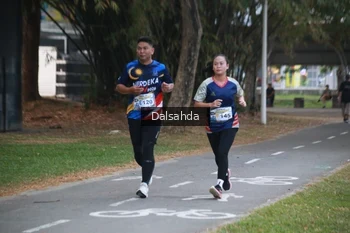 Runner Photo 4323057