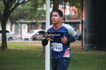 Runner Photo 4323058