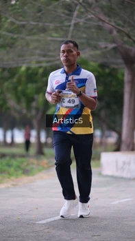 Runner Photo 4323060