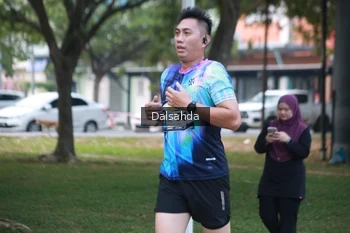 Runner Photo 4323078