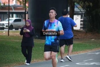 Runner Photo 4323081
