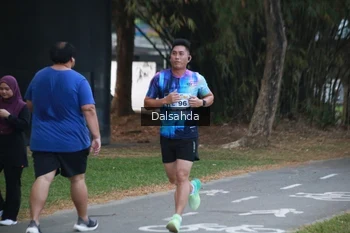 Runner Photo 4323082