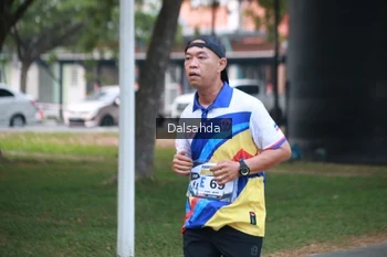 Runner Photo 4323092