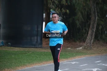 Runner Photo 4323114