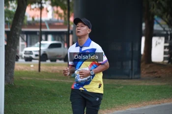 Runner Photo 4323121