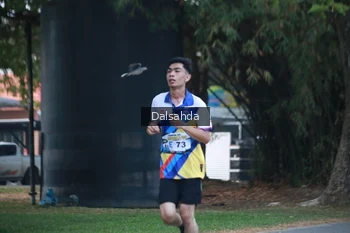 Runner Photo 4323124