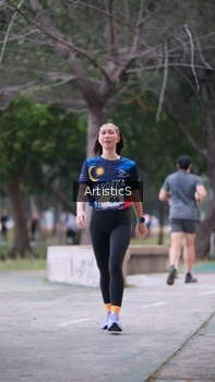 Runner Photo 4323135