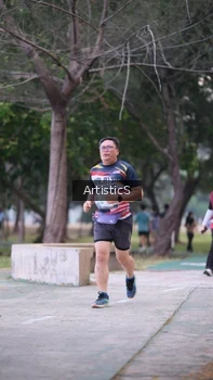 Runner Photo 4323141