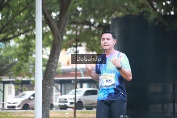 Runner Photo 4323143
