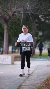 Runner Photo 4323153