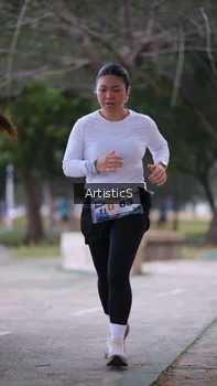 Runner Photo 4323156