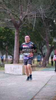 Runner Photo 4323170