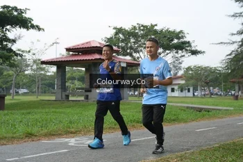 Runner Photo 4323175