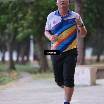 Runner Photo 4323199