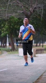 Runner Photo 4323201
