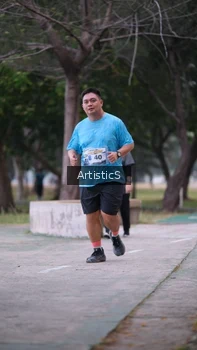 Runner Photo 4323204