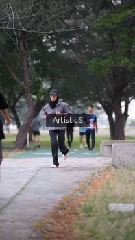 Runner Photo 4323214