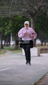 Runner Photo 4323232