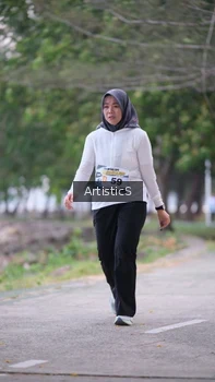 Runner Photo 4323245