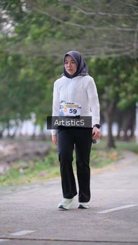 Runner Photo 4323246
