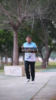 Runner Photo 4323259