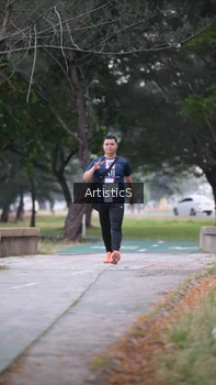 Runner Photo 4323268