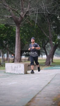 Runner Photo 4323278