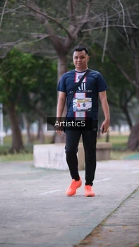 Runner Photo 4323306