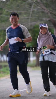 Runner Photo 4323310