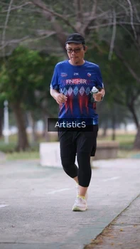 Runner Photo 4323314