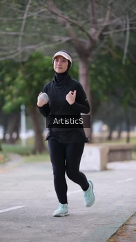 Runner Photo 4323319