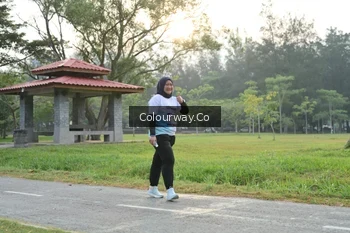 Runner Photo 4323341