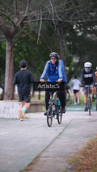 Runner Photo 4323347
