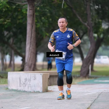 Runner Photo 4323361