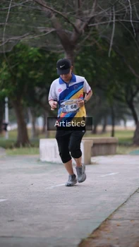 Runner Photo 4323389