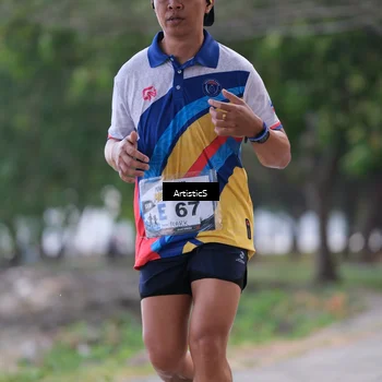 Runner Photo 4323431