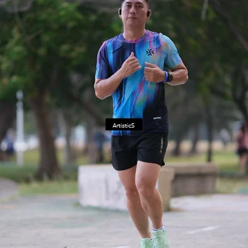 Runner Photo 4323436